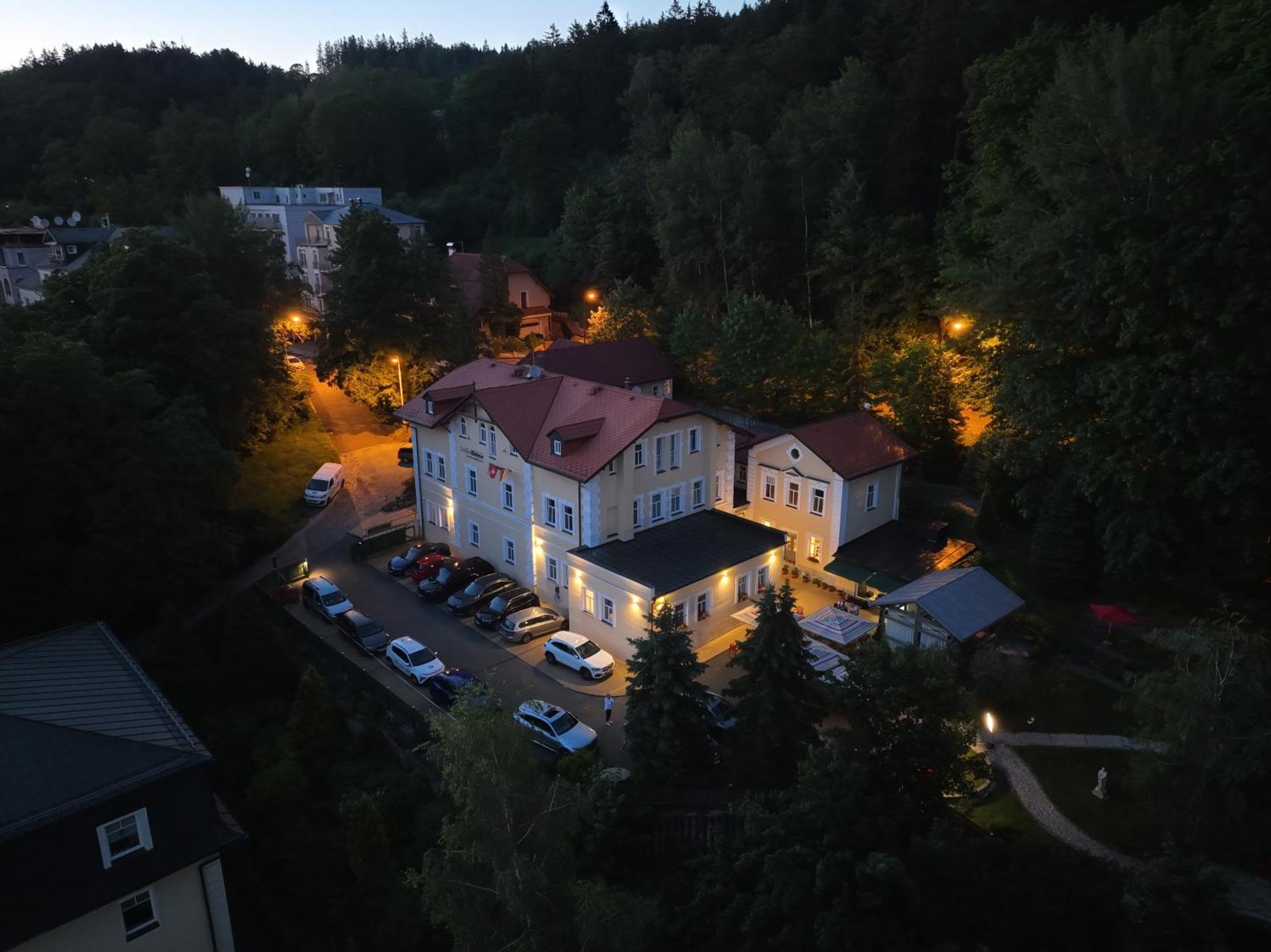 Boutique Hotel Swisshouse Mariánské Lázně Екстериор снимка