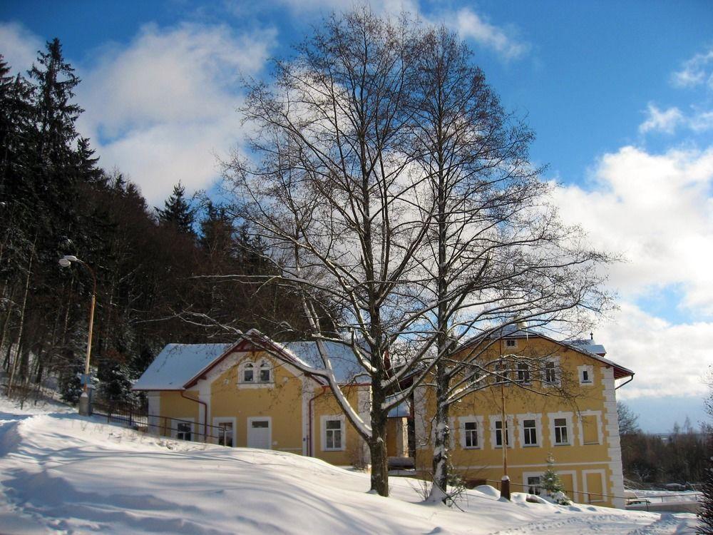 Boutique Hotel Swisshouse Mariánské Lázně Екстериор снимка