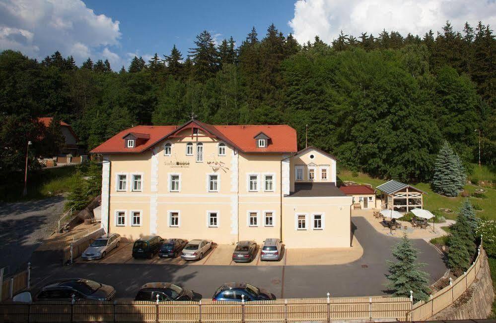 Boutique Hotel Swisshouse Mariánské Lázně Екстериор снимка