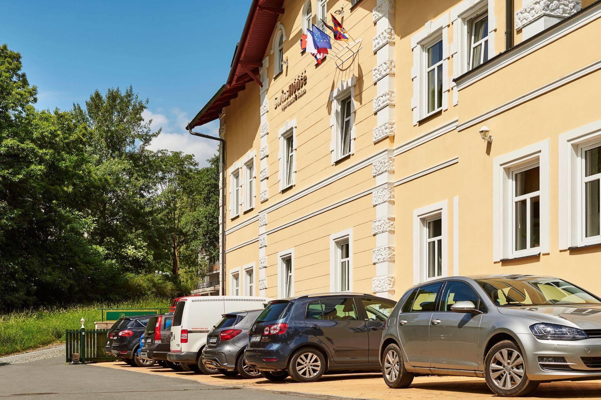 Boutique Hotel Swisshouse Mariánské Lázně Екстериор снимка